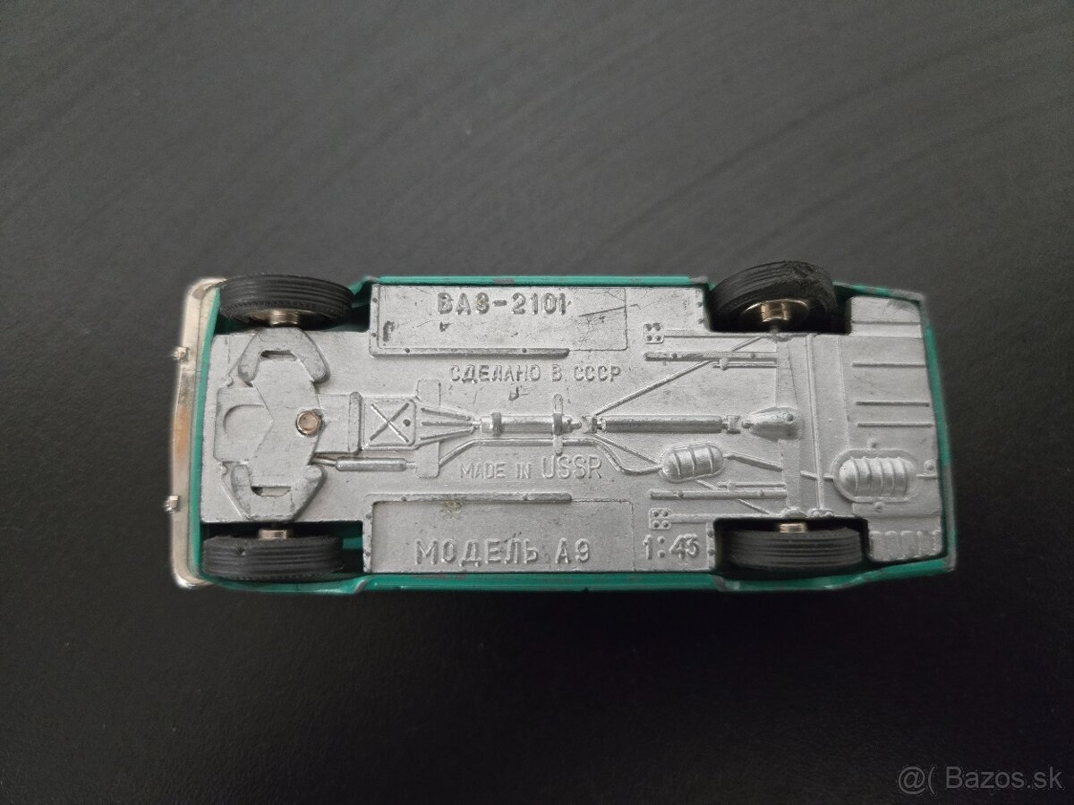 Staré hračky plechové autíčka Czechoslovakia - 3