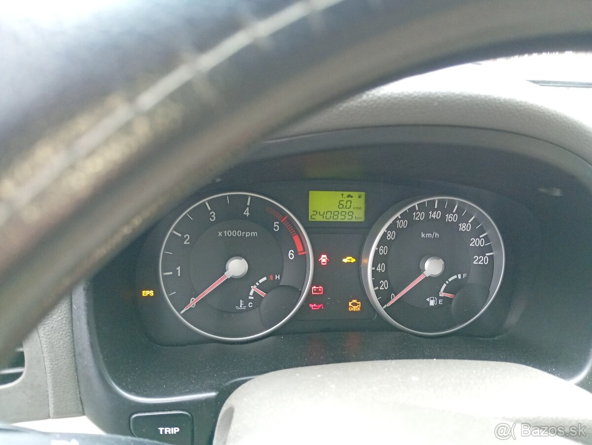 Predám Hyundai accent 1.5crdi - 3