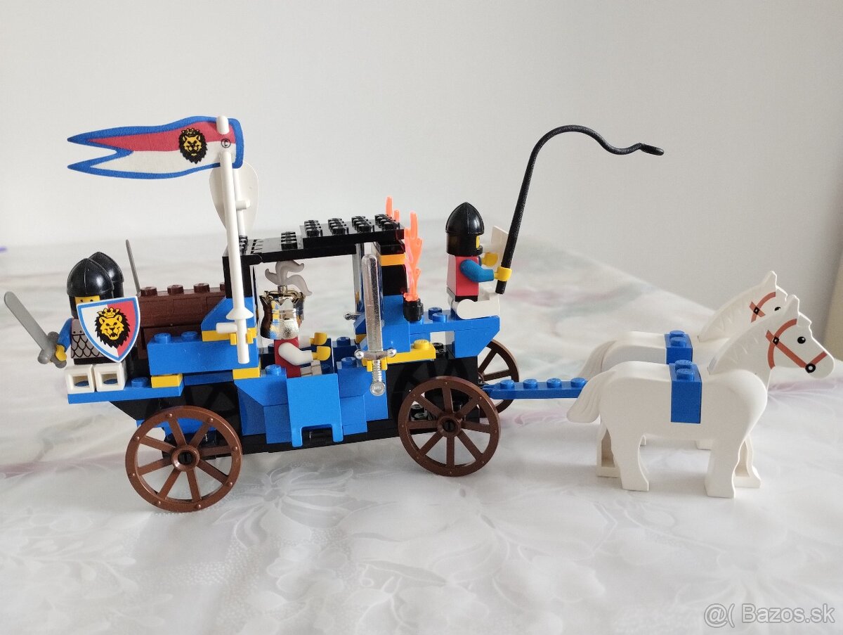 LEGO Castle 6044 King's Carriage - 3