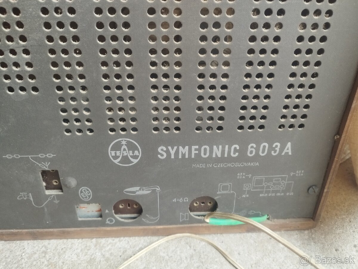 Staré rádio Tesla - 3