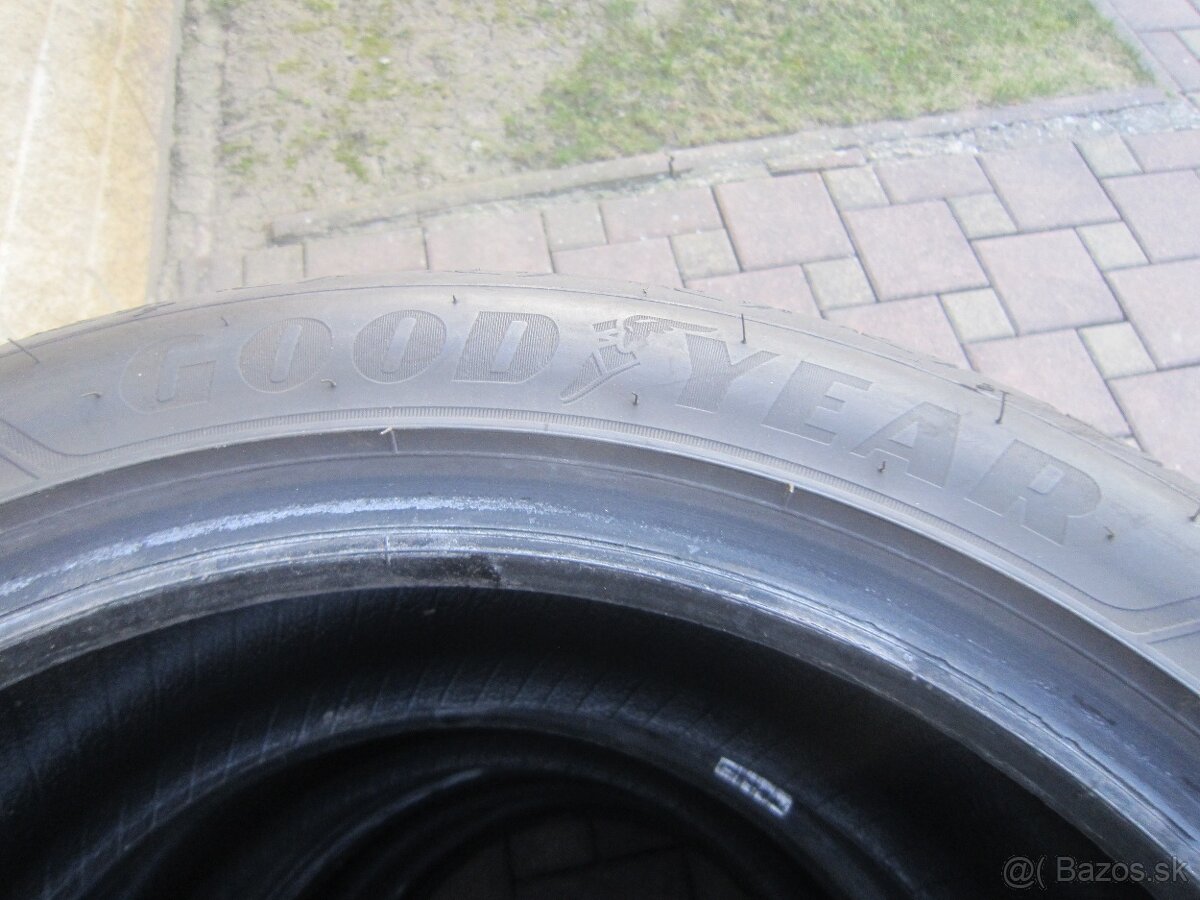 225/45R17 91W letne pneu Goodyear Efficientgrip Performance2 - 3