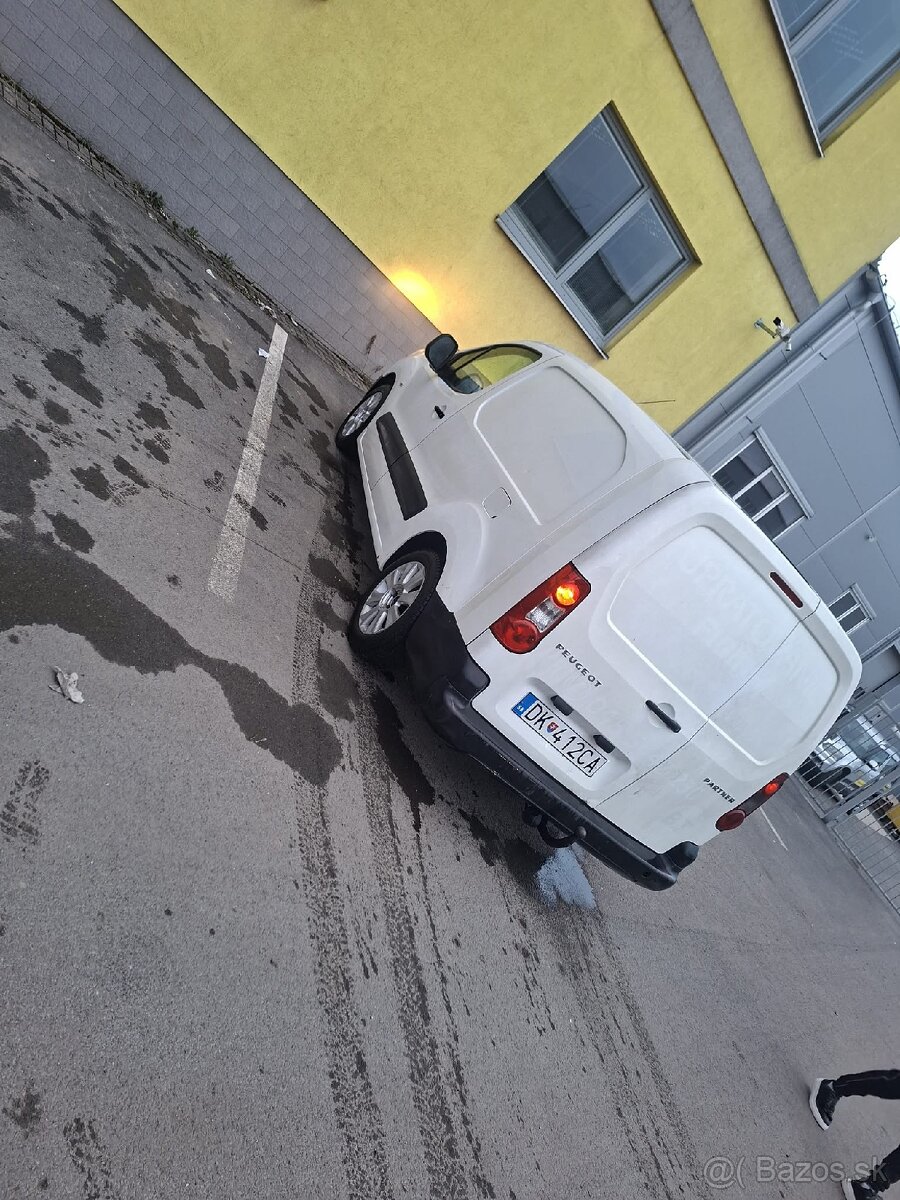 Predám Peugeot Partner - 3