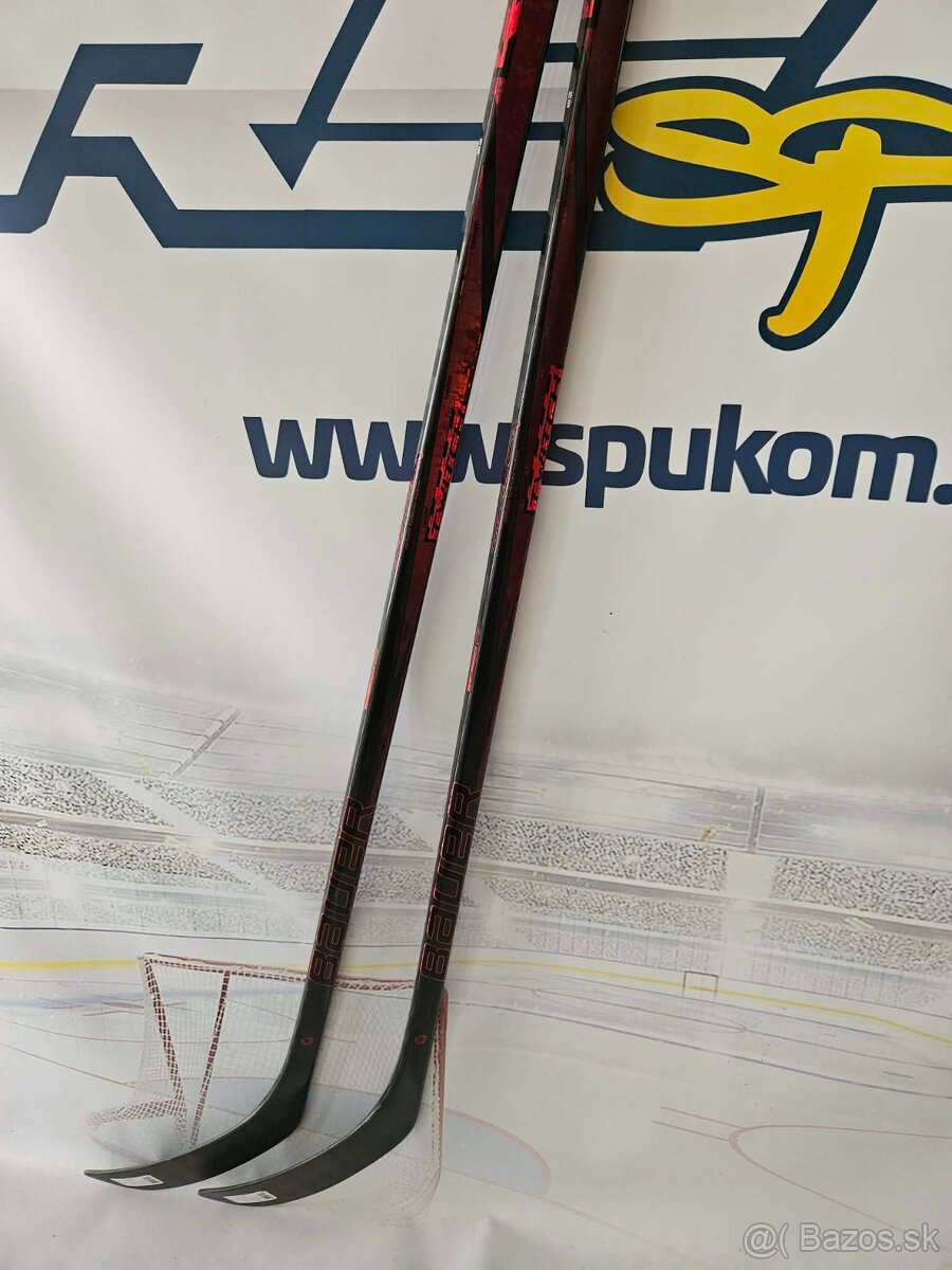 BAUER TWITCH ľavačka 50flex p28 v červenej farbe - 3