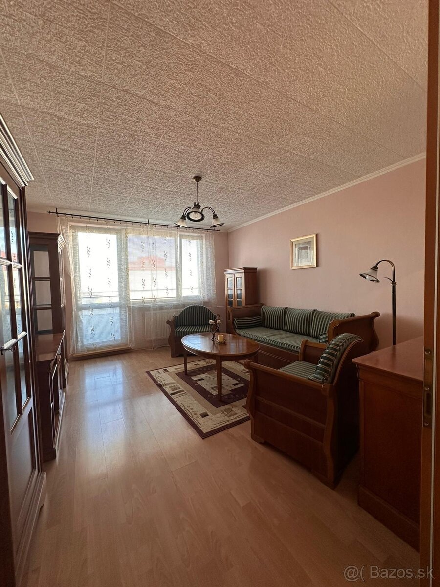 Na predaj: 3 - izbový byt v blízkosti Draždiaku - 3