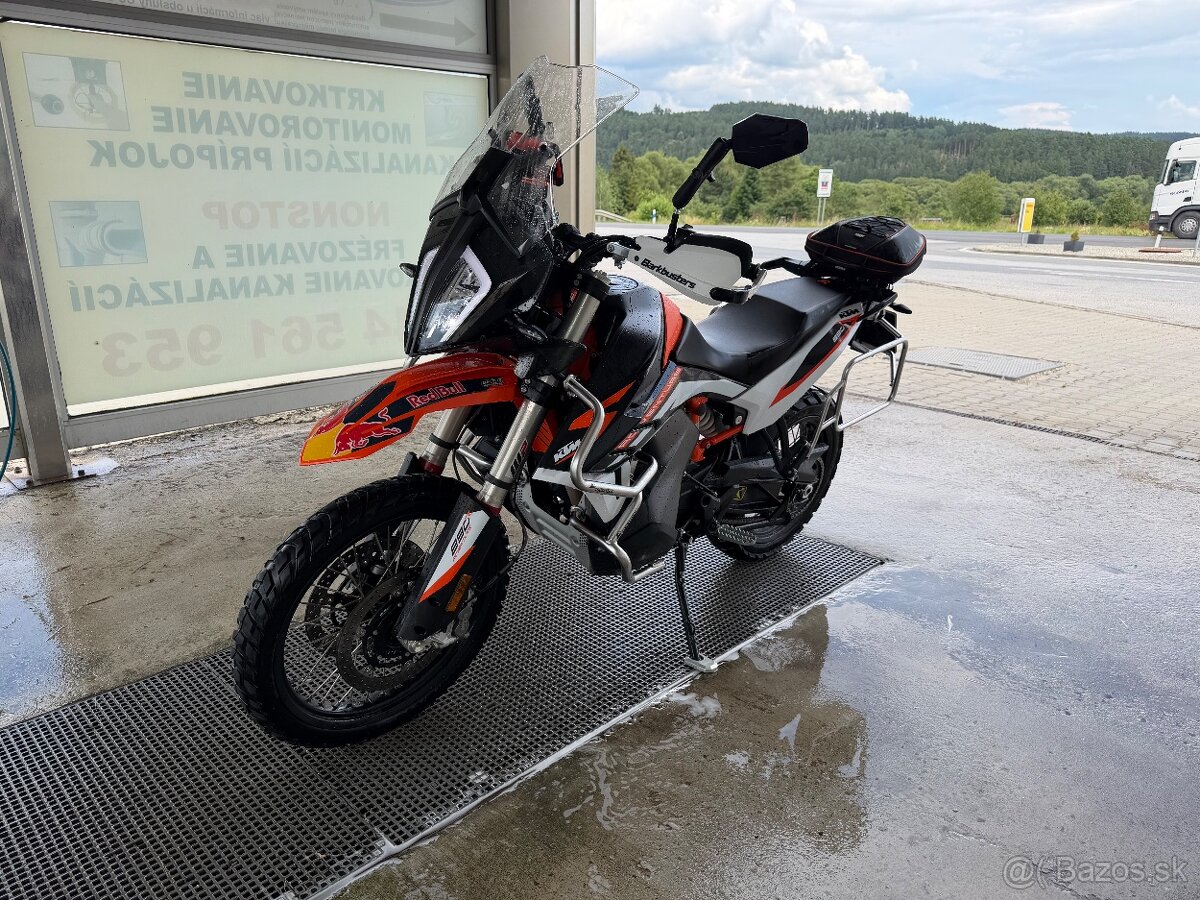 KTM 890 adventure R - 3