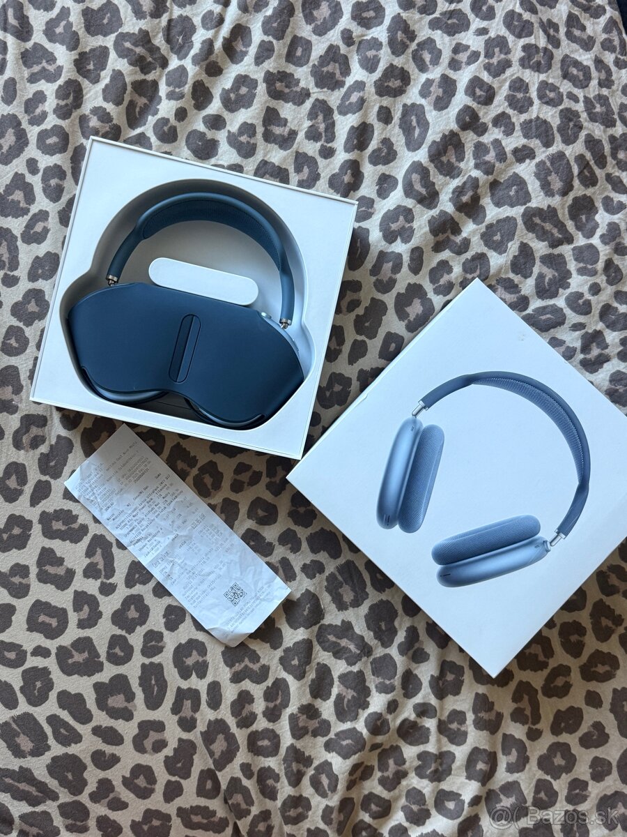 AirPods Max - blue - 3