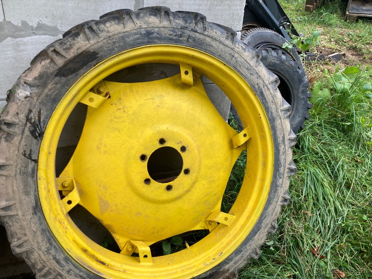Pneumatiky na RZ09 - 3