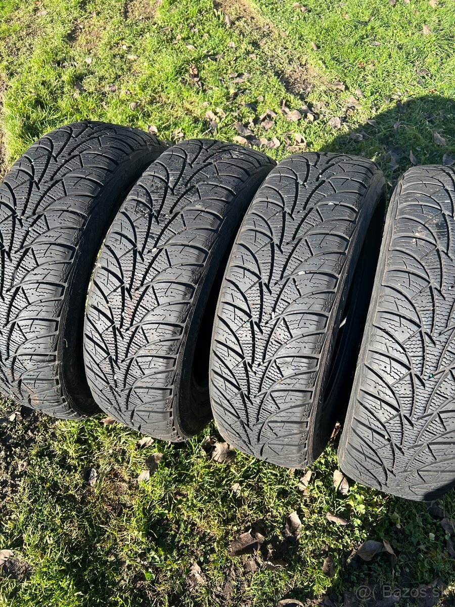 Pneumatiky 215/65r16 - 3