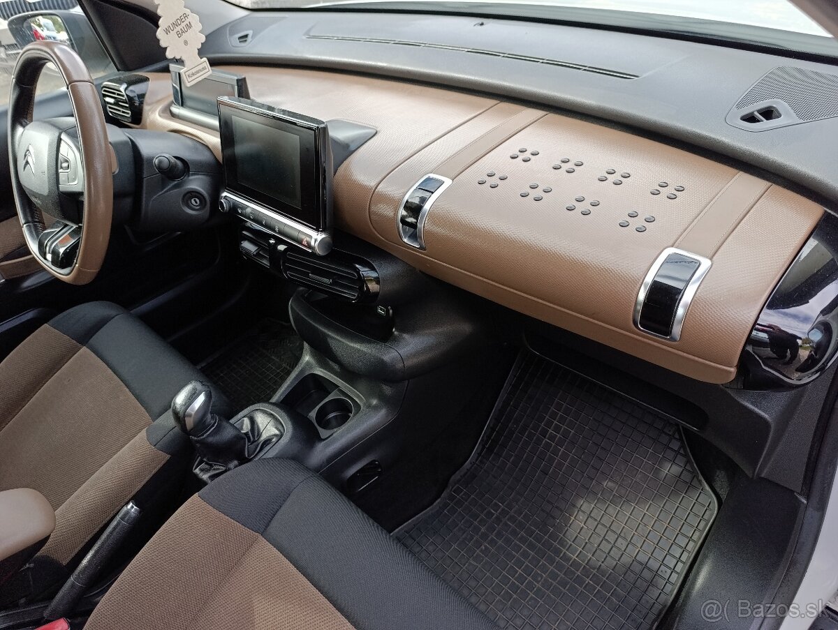 Citroën C4 Cactus 1.2, Biela Perleť, Crossover - 3