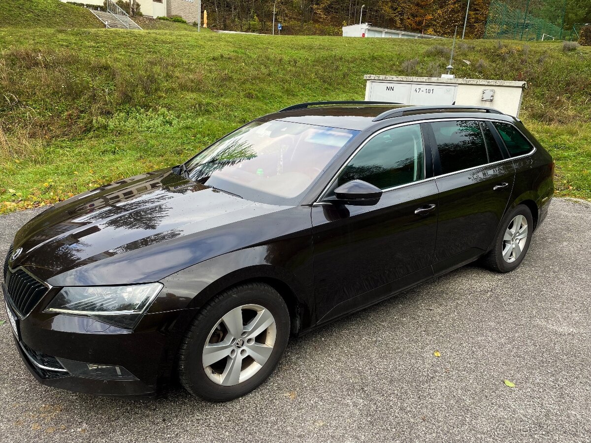 PREDÁM SUPERB 3 2.0 tdi 110kw - 3