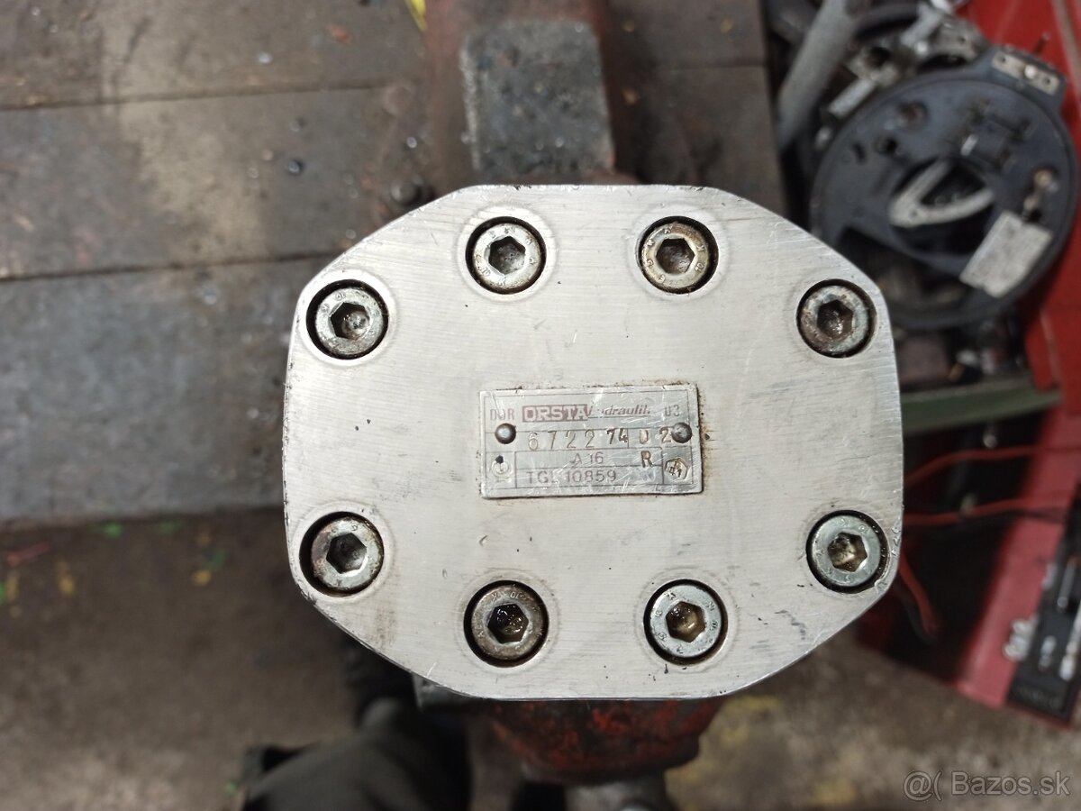 Hydraulické čerpadlo TGL 10859 A16 Multikar M25 - 3