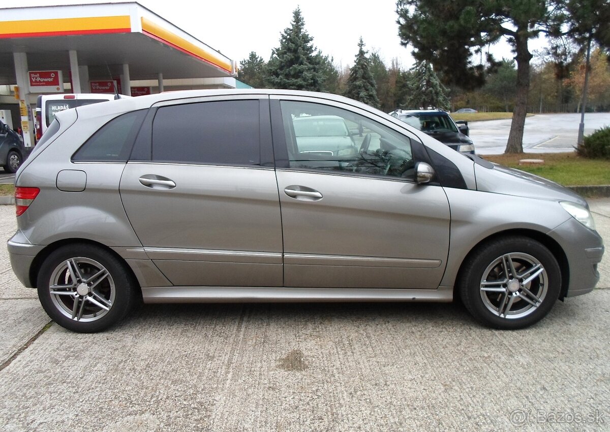 Mercedes-Benz B trieda 200 CDI 103kW automat,koža,klima,temp - 3