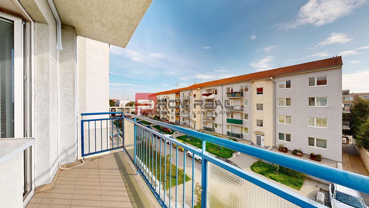 PRENÁJOM samostatnej garáže pod bytovým domom ZEMPLINSKA - 3