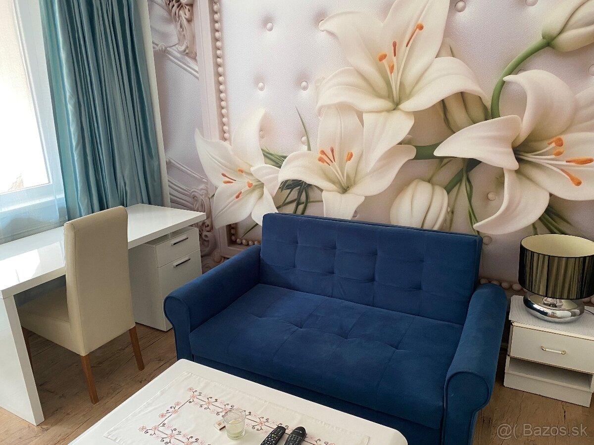 Modrý rozťahovací semišový gauč - 3