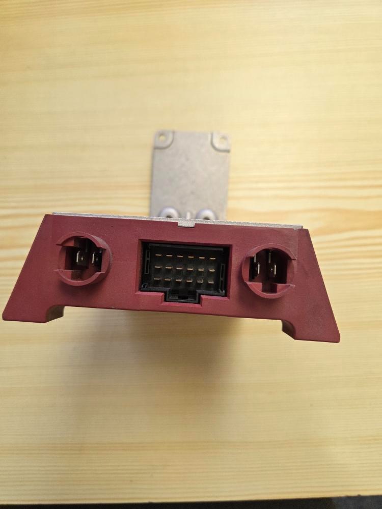 MAN TGA TGX TGM TGL měnič napětí - 3