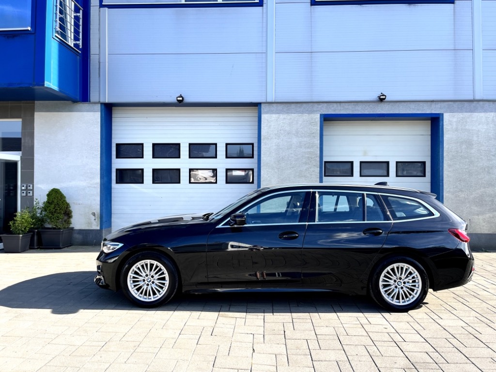 BMW 318i - 3