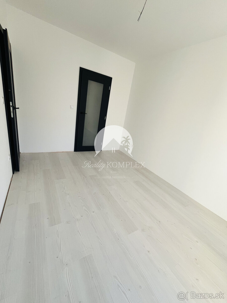 Reality KOMPLEX s.r.o., Vám ponúka na predaj moderný 3-izbov - 3