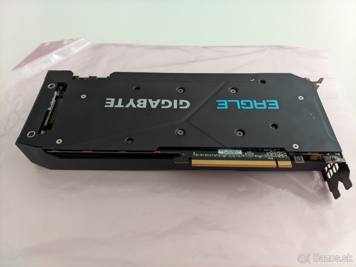 GIGABYTE Radeon RX 6700 XT EAGLE 12GB - 3