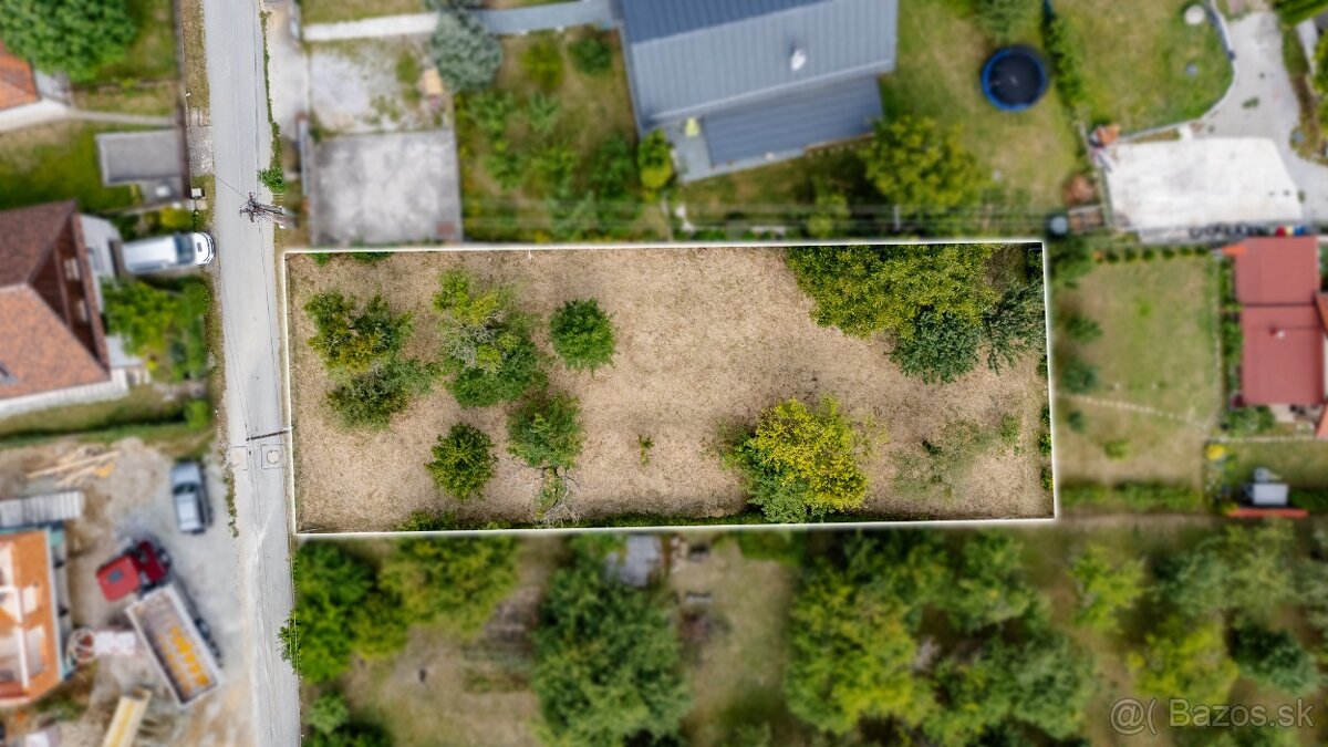 Na predaj stavebný pozemok v obci Hrašovík - 3