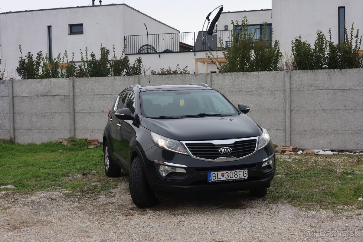 KIA Sportage 1.7 nafta - 3