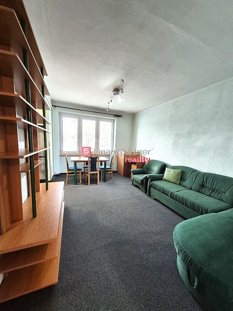 2-izbový zariadený byt v centre mesta Topoľčany - 3