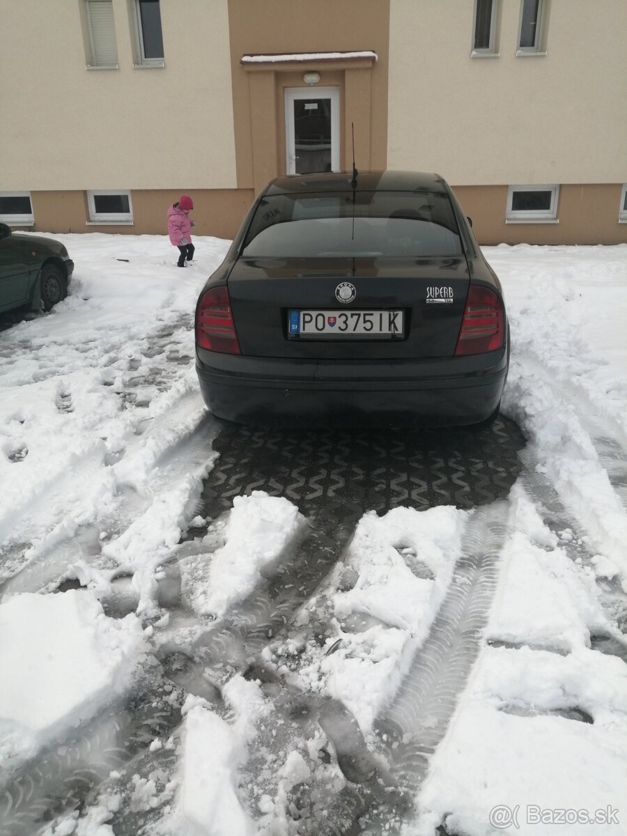 Předám škoda supeeb - 3