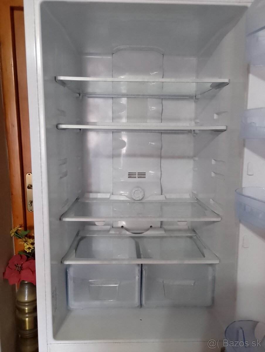 Kombinovaná chladnička s mrazničkou - 3