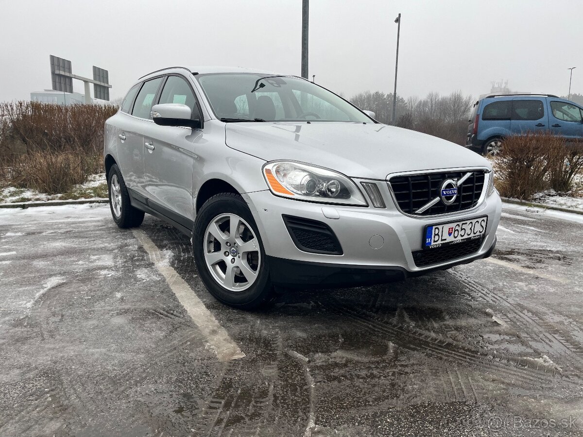 Volvo XC60 D3 AWD Summum - 1. Majiteľ, TOP stav - 3