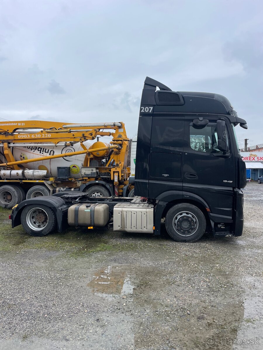Mercedes Actros 1848 - 3