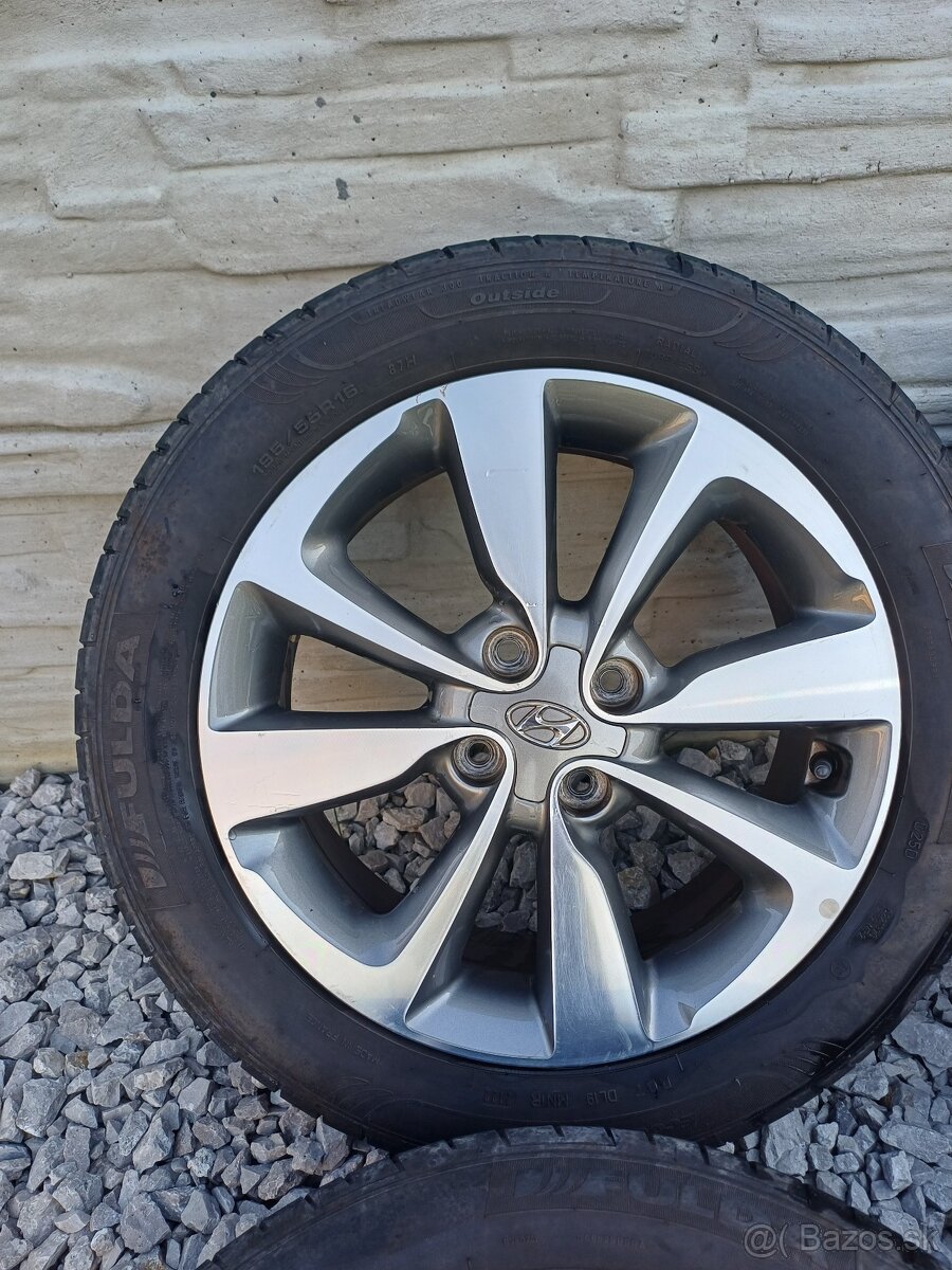 Hyundai R16 4x100 - 3