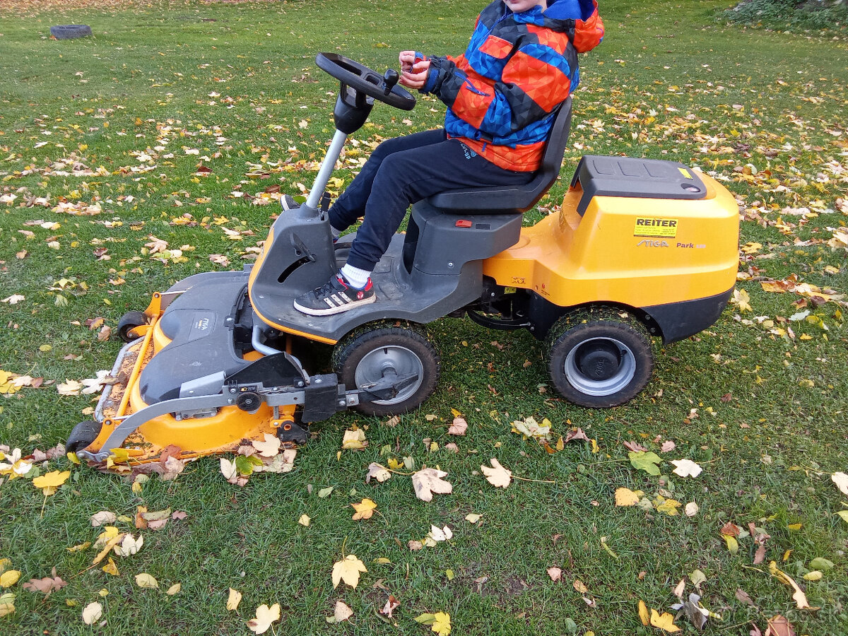Stiga Park r.v.2017 briggs stratton top stav mulčovač - 3