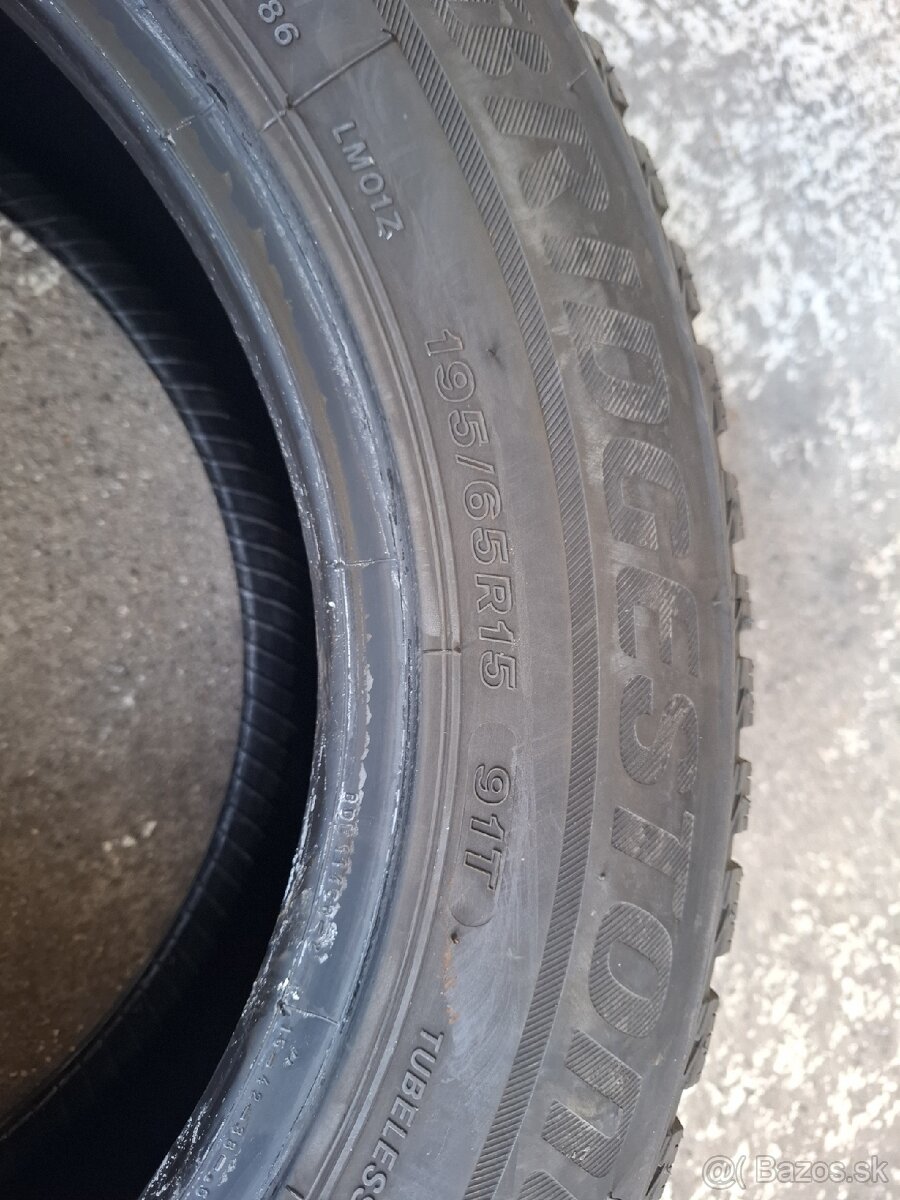 Bridgestone 195/65 R15 - 3