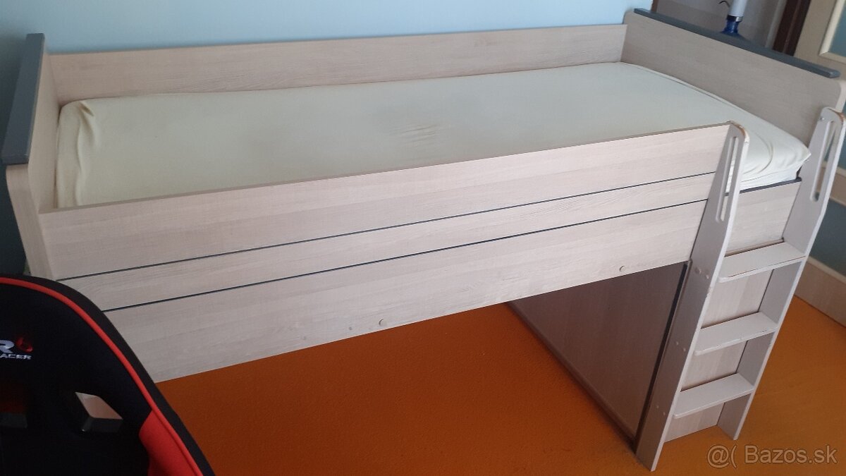 Vyvýšená posteľ s písacím stolom - 3