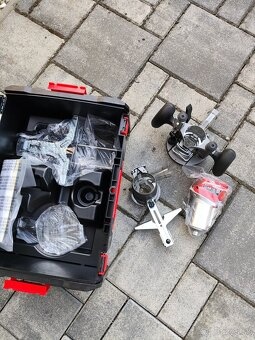 MILWAUKEE M18 FUEL™ 6 mm / 8 mm horná frézka - 3