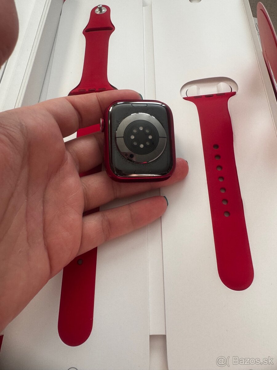 Apple Watch 7 45mm red - 3