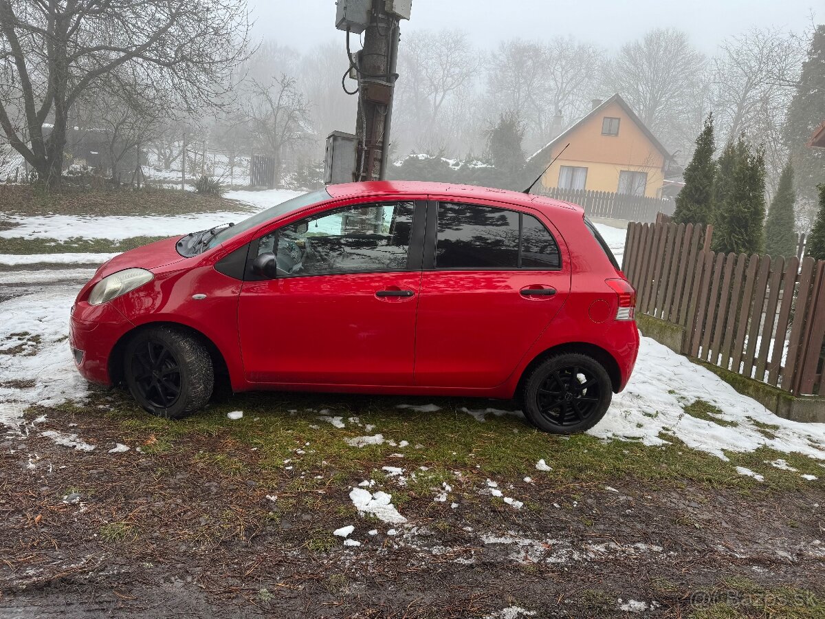 Toyota Yaris - 3