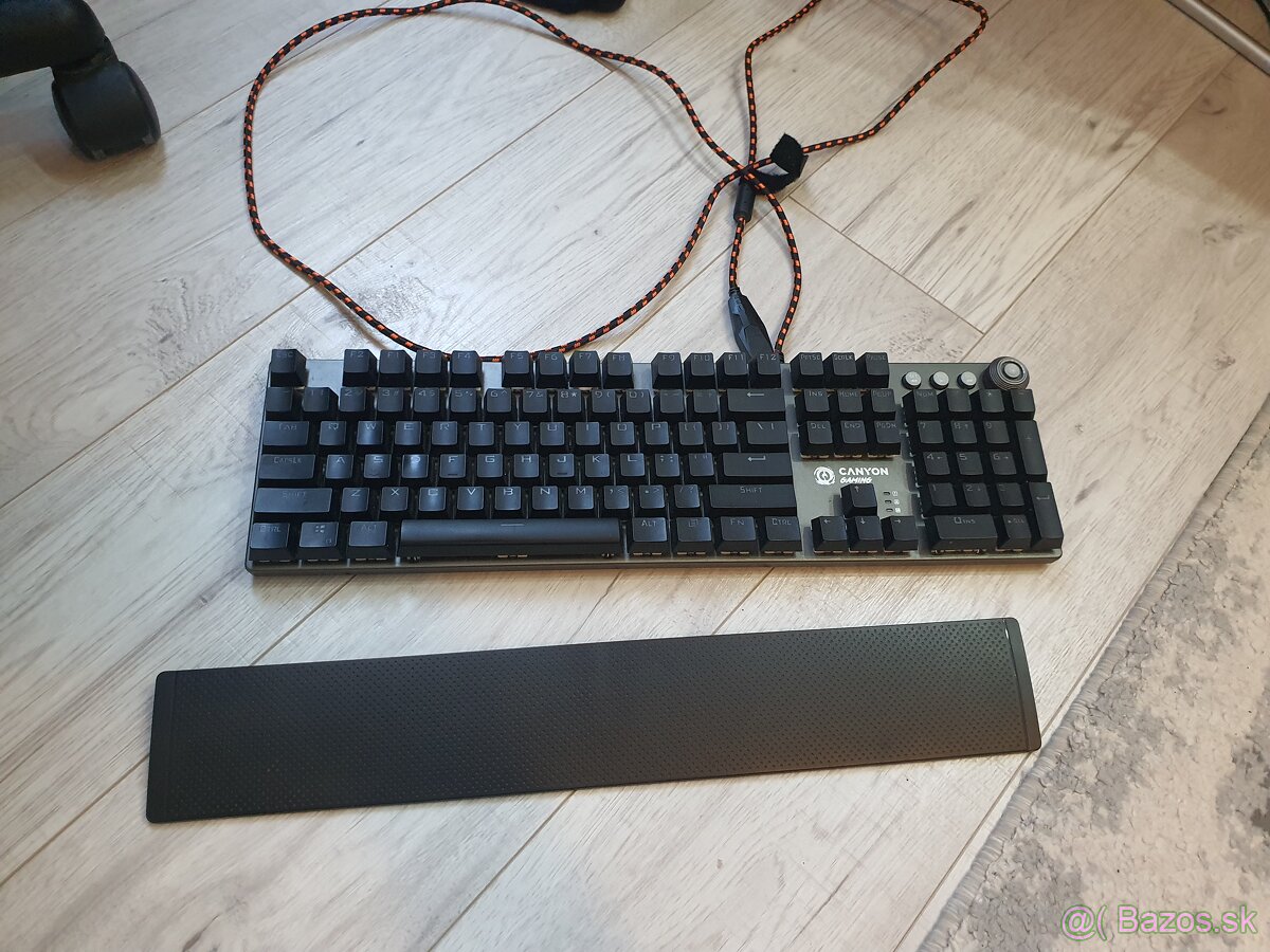 Herna klavesnica - 3