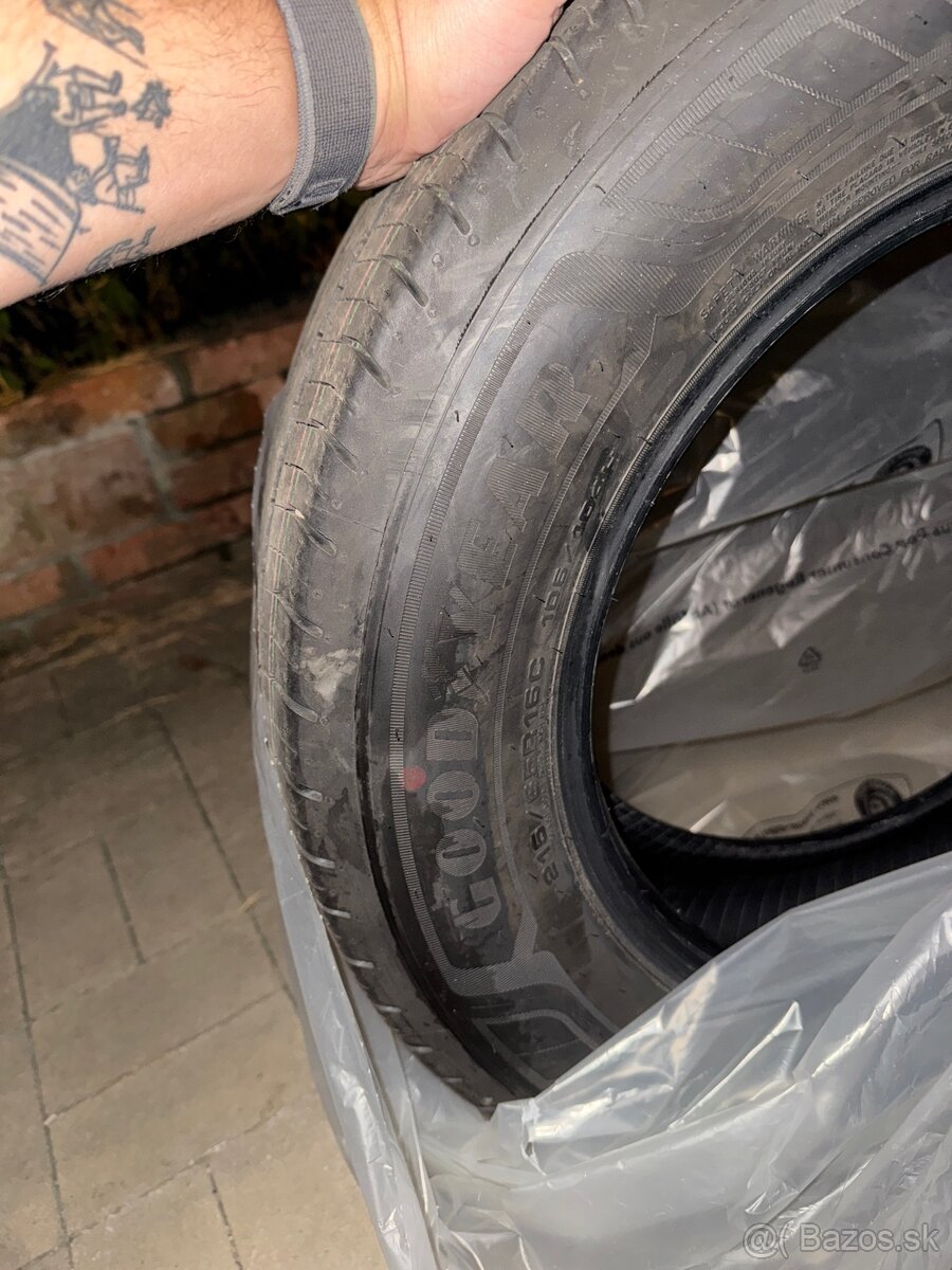 GOODYEAR 215/65 R16 C EFFICIENTGRIP CARGO 106/104H - 3