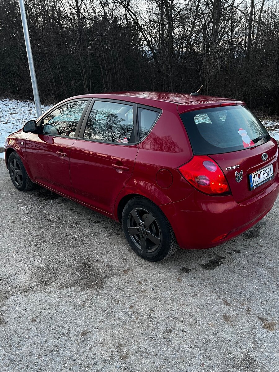 Kia ceed - 3