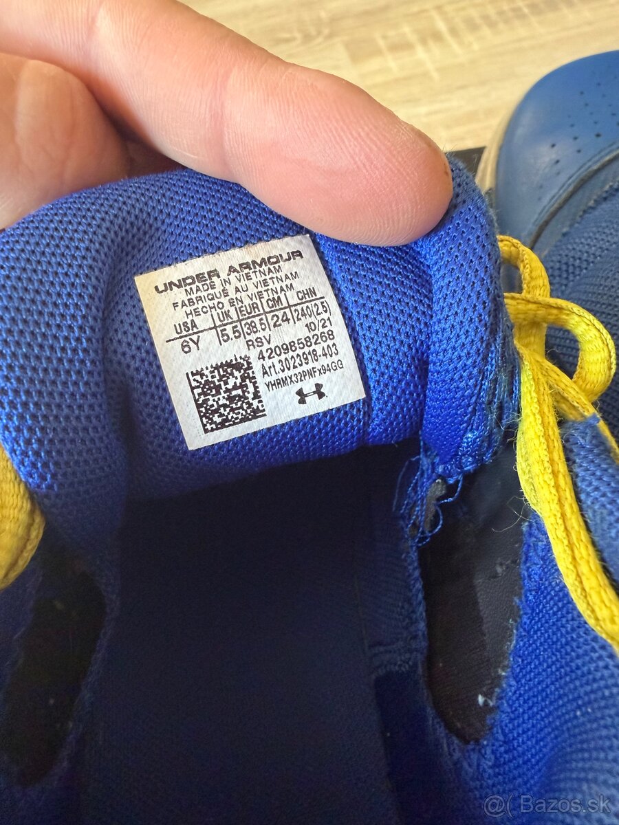 UNDER ARMOUR - 3