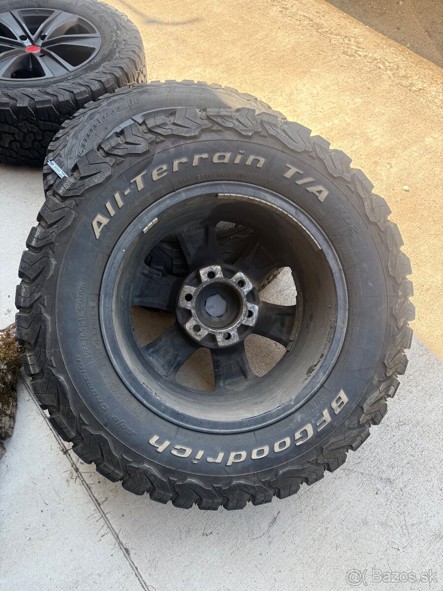 BF Goodrich 17” + MAK disky Toyota Hilux