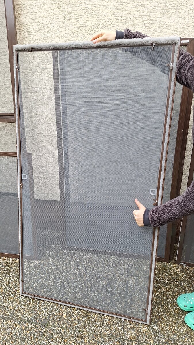 Sieťky na okná a balkónové dvere Climax so žalúziou - 3