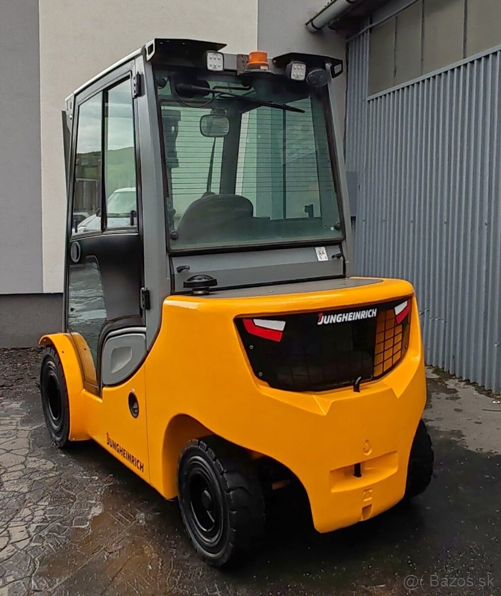 Dieselový VZV Jungheinrich DFG 430s - 3