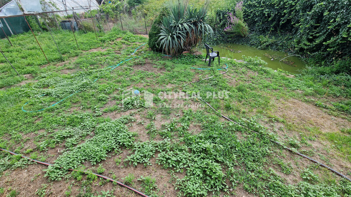 Ponúkam na predaj RODINNÝ DOM Nesvady - 3