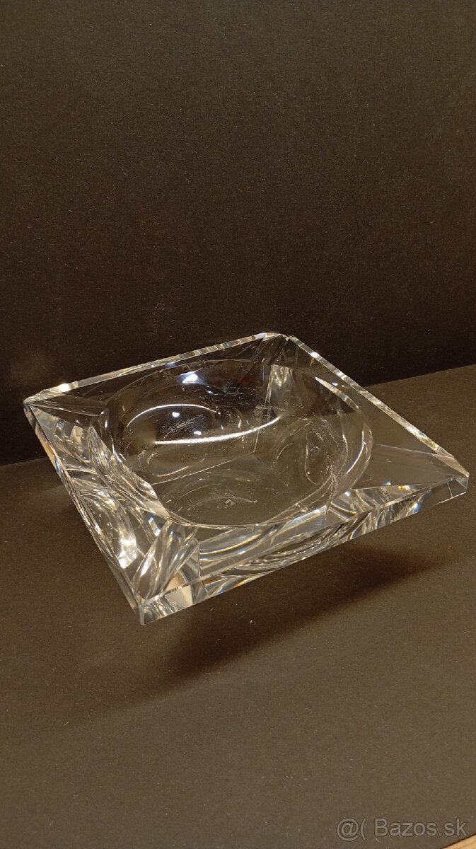 Popolník zo skla - 3