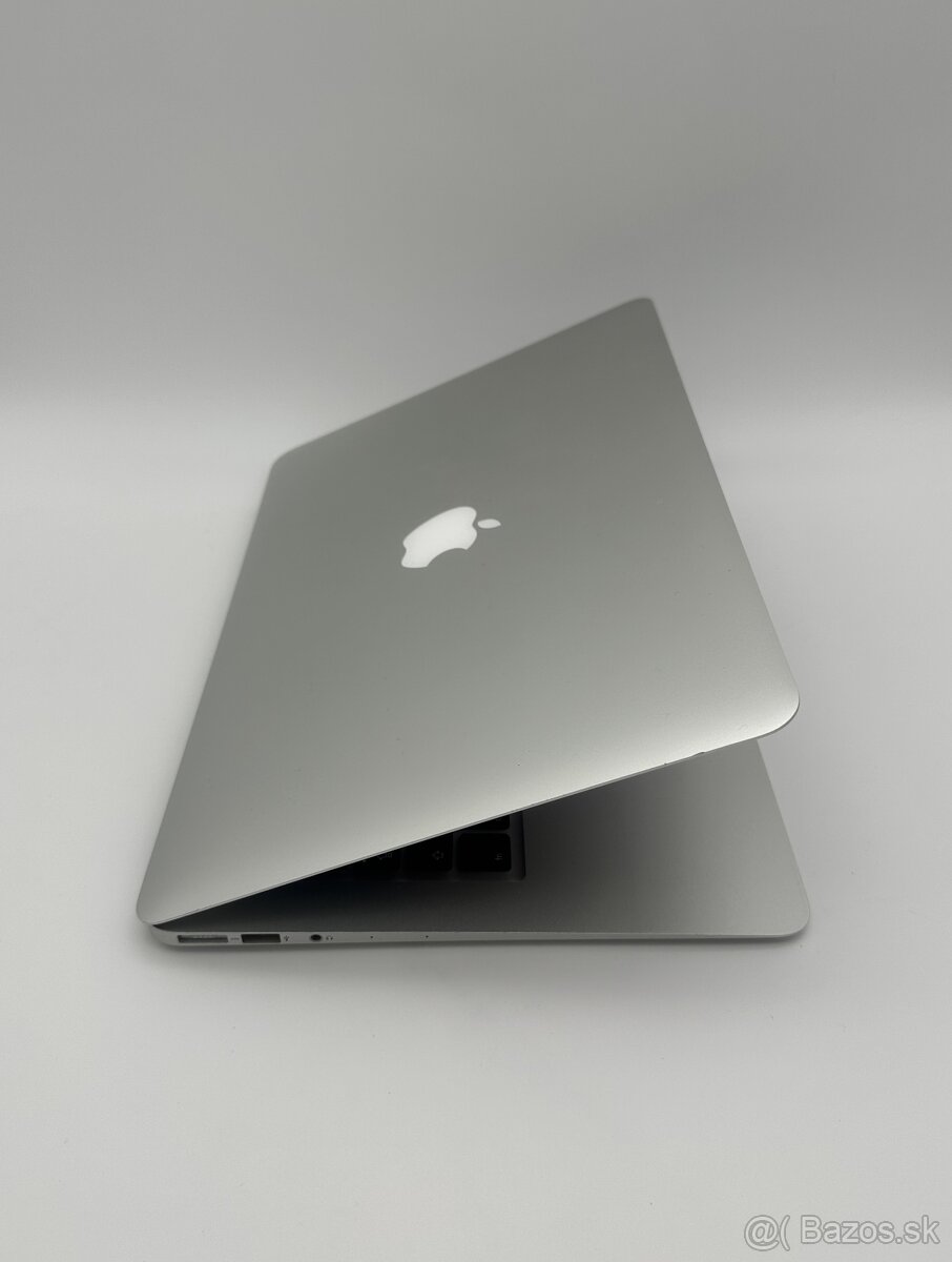 MacBook Air 13" 2017 8/256GB Silver (A) - 3