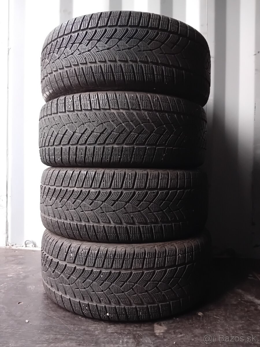 235/55R17 zimné pneumatiky Goodyear - 3