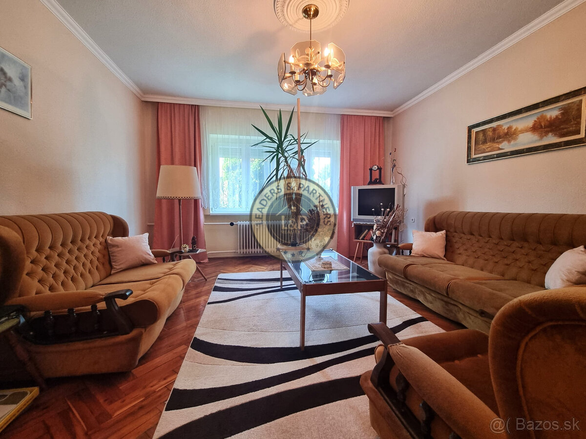 PREDAJ rodinný dom Rajka - 3