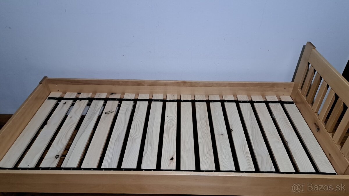 Predám masívnu bukovú posteľ 200x90 - 3