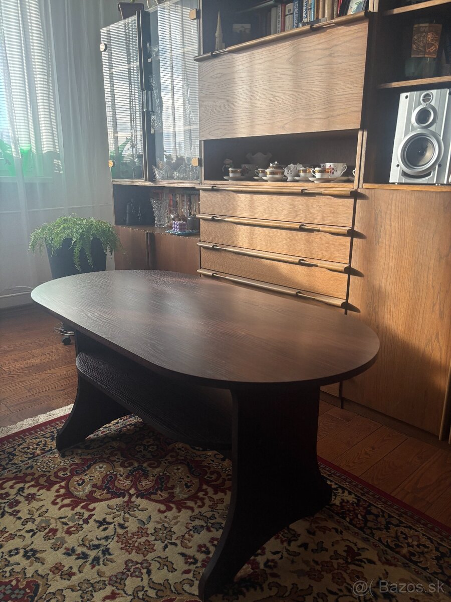 Konferencny stolik - 3